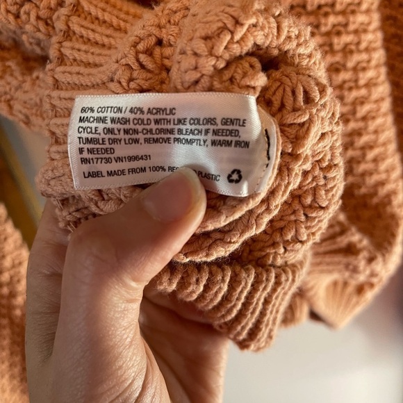 Universal thread Womens knit sweater - Picture 2 of 4